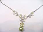 Fashion trendy accessory China supplier wholesale green culture pearl butterfly green cz necklace