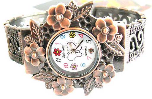   Fresh look trendy China wholesaler supply bronze forest look butterfly bangle watch   