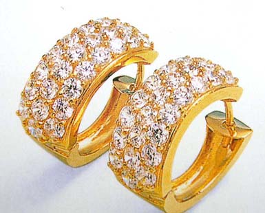   World trader from China wholesale wide ring clear cz gold shrimp earring       